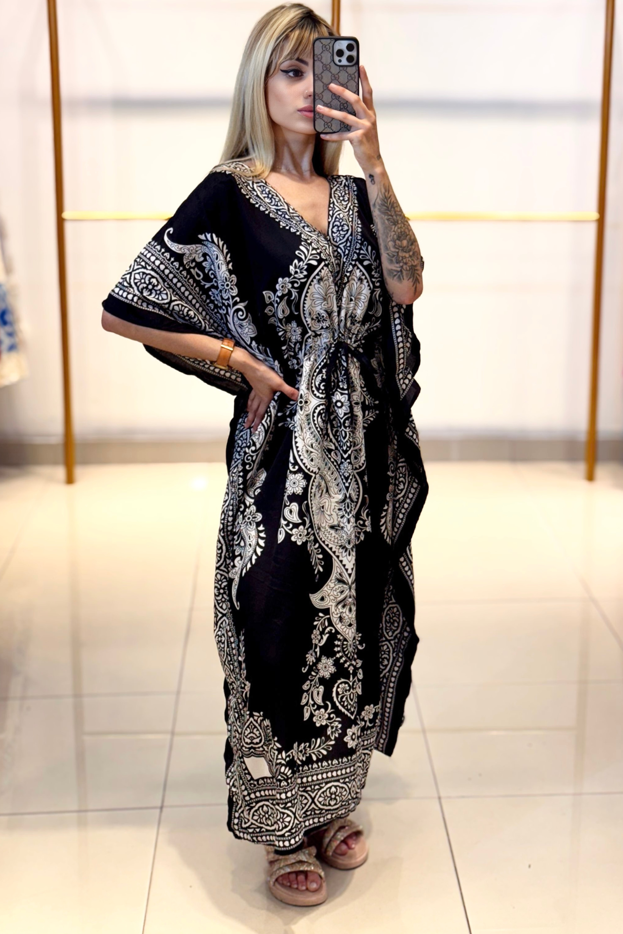 Kafta Longa Viscose Flor do Caribe