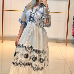 Vestido longo com Detalhes