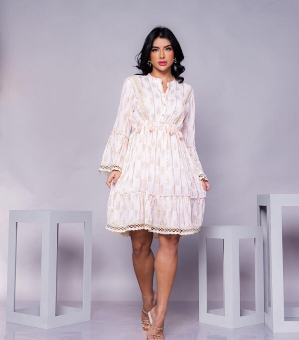 Vestido Curto Manga Longa